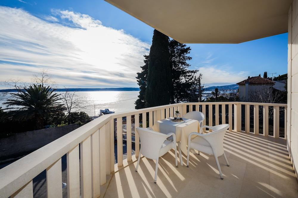 Hotel Villa Zarko Kastel Stari ภายนอก รูปภาพ