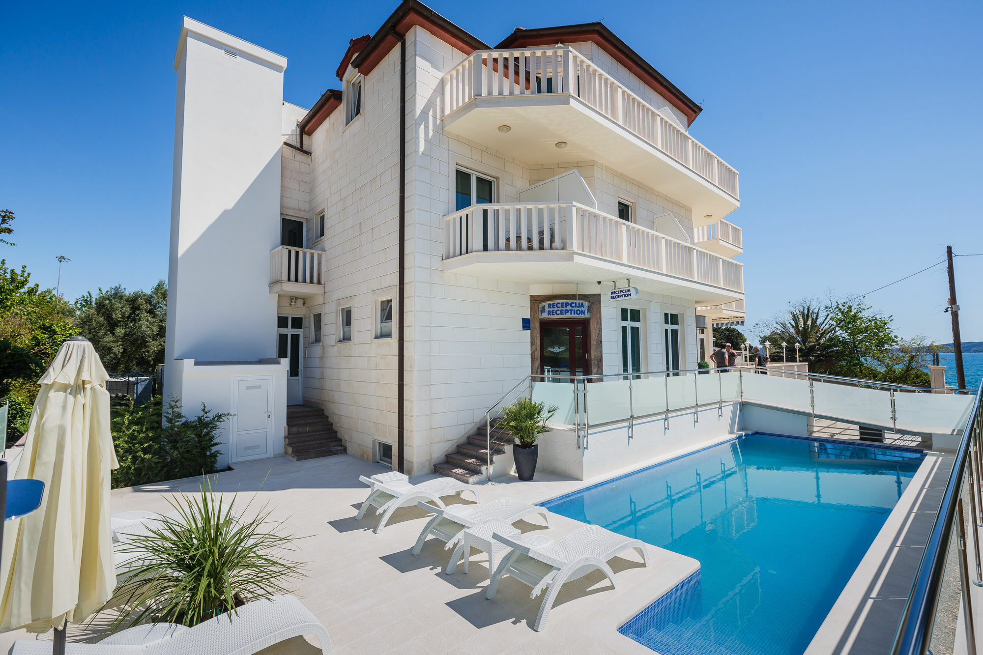 Hotel Villa Zarko Kastel Stari ภายนอก รูปภาพ
